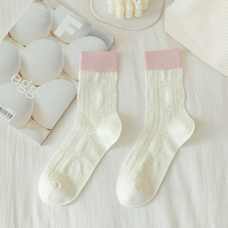 Diamondformede kvinners lappeteppe Summer Hollow Mesh Breathable Mid Tube Socks Diamondformede kvinners lappeteppe Summer Hollow Mesh Breathable Mid Tube Socks