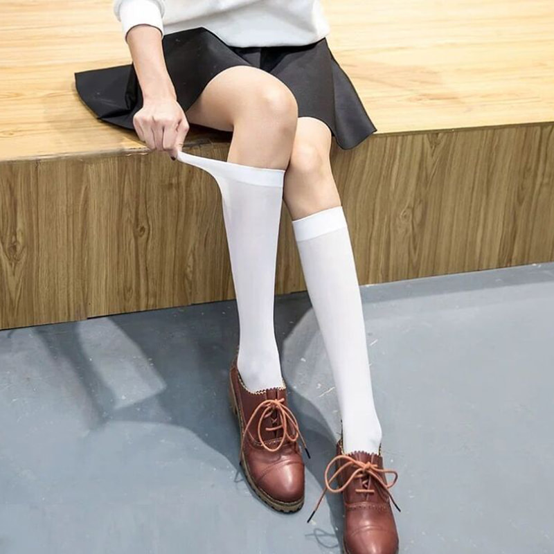 Fløyel tynn sommer jk damesokker lange rør sokker kalvesokker Fløyel tynn sommer jk damesokker lange rør sokker kalvesokker