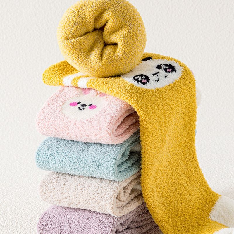 Baby lange sokker på lager høst og vintertykke korall fløyel menn og kvinner baby knesokker nyfødte lange sokker Baby lange sokker på lager høst og vintertykke korall fløyel menn og kvinner baby knesokker nyfødte lange sokker